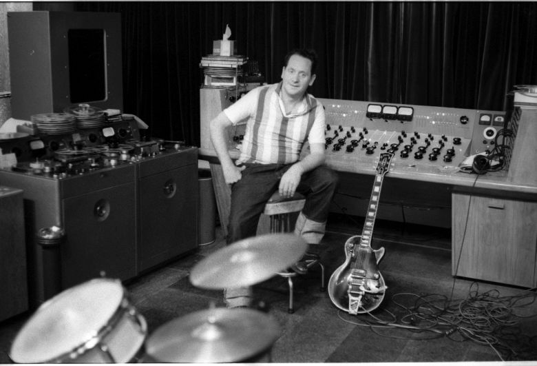 Les Paul studio himself, apx300s ,console